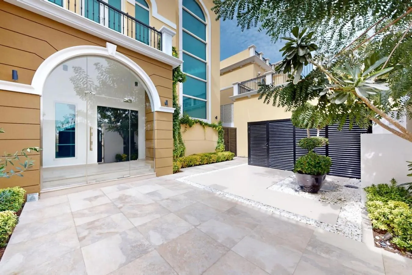 Holiday home Jumeirah Park - Opulent Three Bed Villa Retreat Dubai