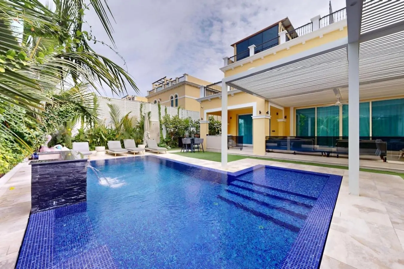 Holiday home Jumeirah Park - Opulent Three Bed Villa Retreat Dubai United Arab Emirates