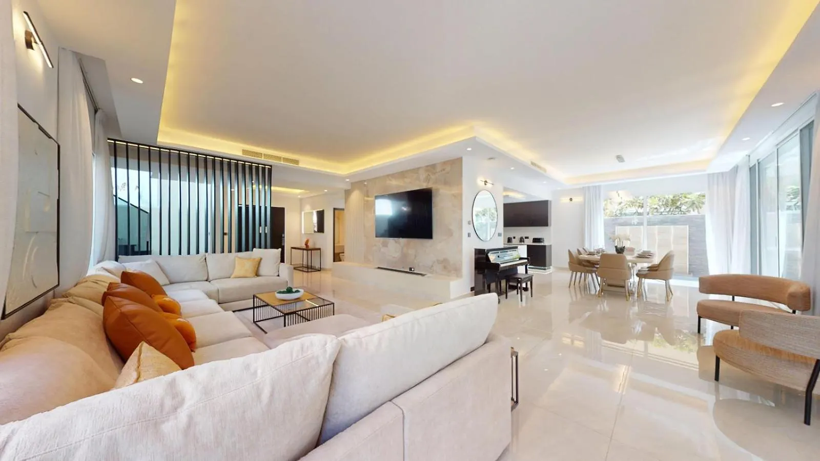Jumeirah Park - Opulent Three Bed Villa Retreat Dubai United Arab Emirates